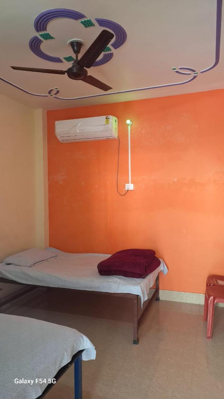 Krishna Kunj Homestay Rishīkesh Zewnętrze zdjęcie